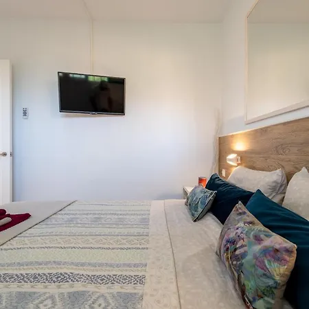 Trendy, Very Well Located Appartement