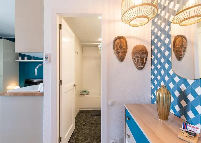 Trendy, Very Well Located *