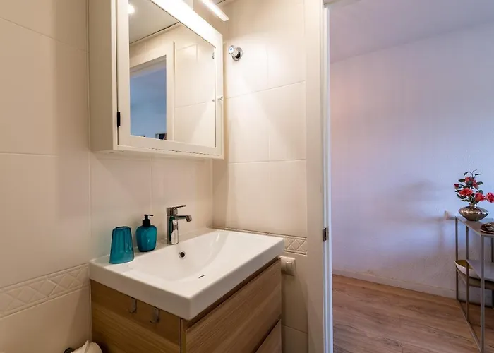 Trendy, Very Well Located Apartmán *